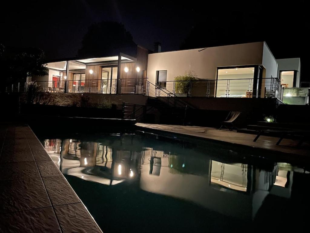 Grande Villa De Luxe Périgueux المظهر الخارجي الصورة