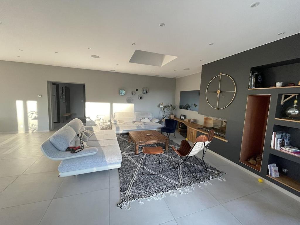 Grande Villa De Luxe Périgueux المظهر الخارجي الصورة